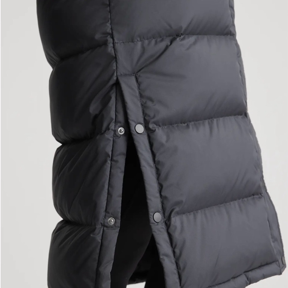 Quince Black Puffer Coat - Picture 7 of 8